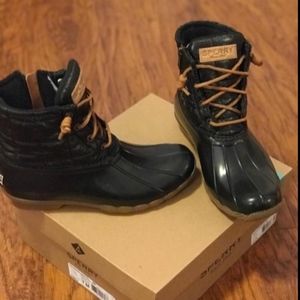 SPERRY Women's Saltwater Shiny Quilted Rain Boot